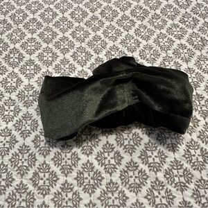 Jennafer Grace Olive Twist Headband